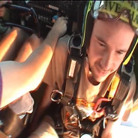 1332144997_SDCJump1InPlane.jpg.440148954de120b5c414dc7eb015fa13.jpg