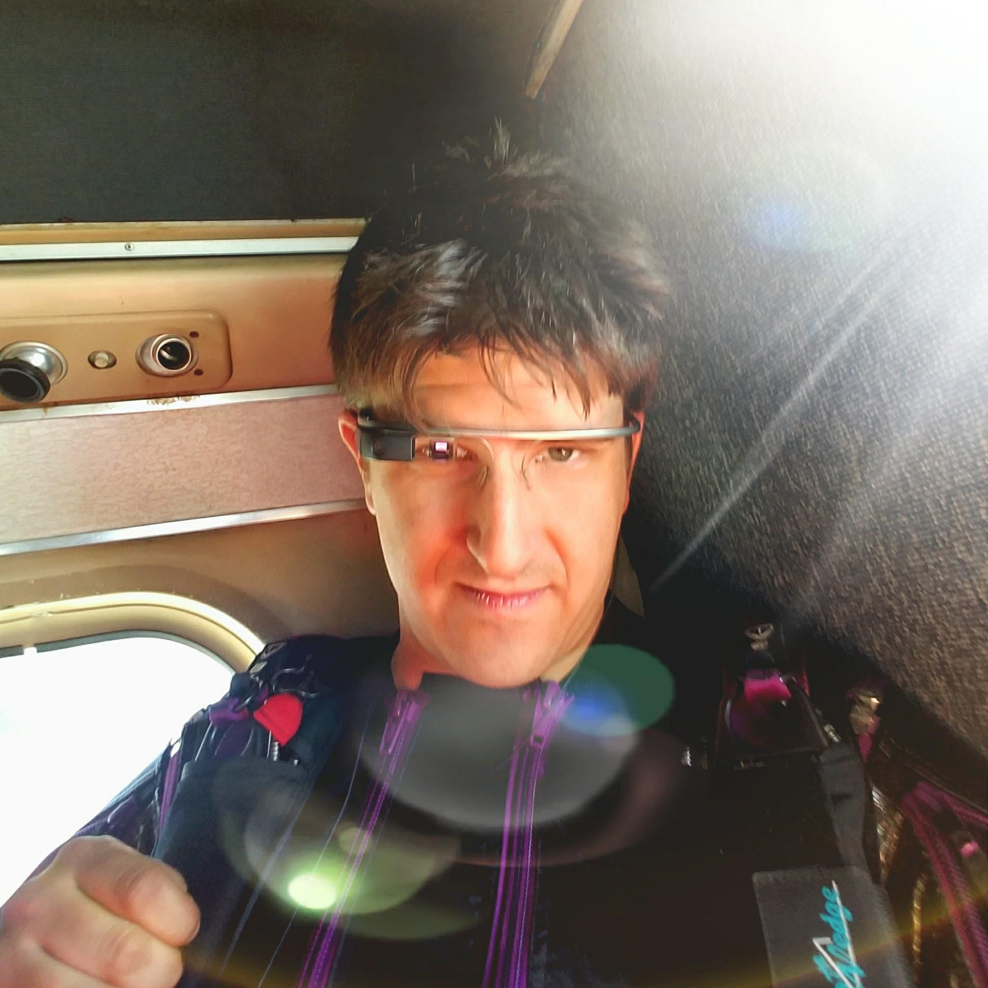 glass.jpg.c3fa423fcf6981a5a32beb47bae43cca.jpg