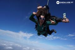 Skydiving in Queda Livre