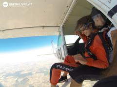 Skydiving in Queda Livre