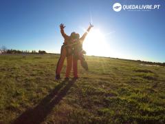 Skydiving in Queda Livre