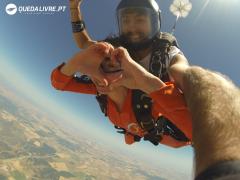 Skydiving in Queda Livre