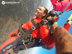 Skydiving in Queda Livre